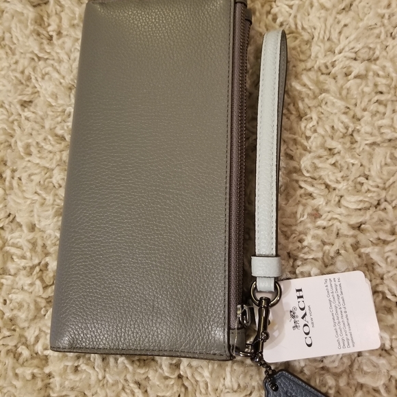 NWT Colorblock COACH Double Zip Wristlet - Picture 5 of 5